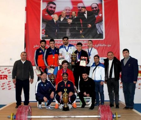 Azərbaycanlı atletlərdən beynəlxalq turnirdə iki qızıl medal