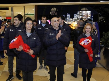 Londonda keçirilən Olimpiya Beynəlxalq Atçılıq Şousunda iştirak edən Azərbaycan nümayəndə heyəti Vətənə qayıdıb