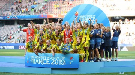 İsveçin qadın futbolçuları dünya çempionatında üçüncü yeri tutublar