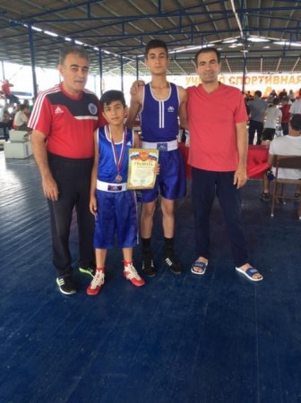 Yeniyetmə boksçularımız beynəlxalq turnirdə 1 qızıl və 1 bürünc medal qazanıblar