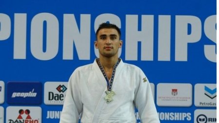 Cüdoçumuz Zelim Kotsoyev “Böyük dəbilqə” turnirinin gümüş medalına sahib olub