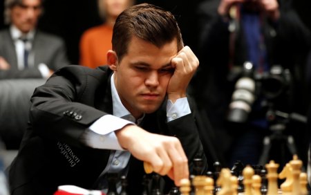 “Chessable Masters”: Maqnus Karlsen final mərhələsində üstünlüyü ələ alıb