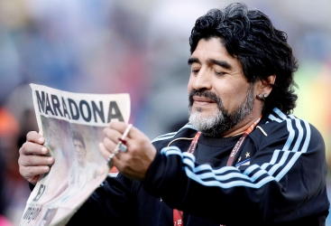 Maradonanın qohumları 40 milyon avroluq miras uğrunda mübarizəyə başlayıb