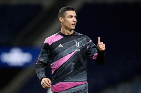 Ronaldo ən yaxşı hücumçu seçildi