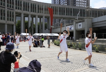 Tokioda Olimpiya Oyunlarının məşəl estafeti başa çatıb