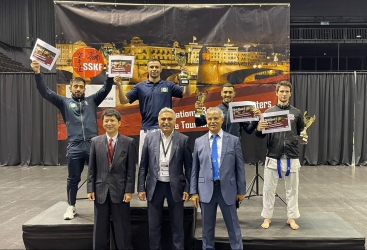 Azərbaycan karateçiləri “XI International Basel Open Masters” turnirində 13 medal qazanıblar