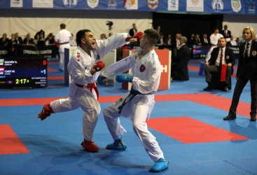 Karate üzrə milli komandamız yeniyetmə və gənclərin Avropa çempionatında iştirak edir