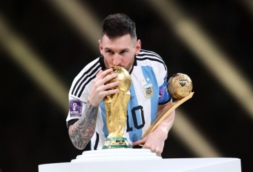 Ötən ilin ən yaxşı futbolçusu Messi