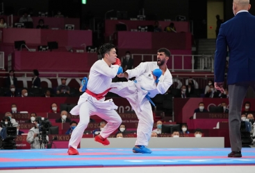 Azərbaycan karateçisi Firdovsi Fərzəliyev “Tokio-2020”də ilk qələbəsini qazanıb