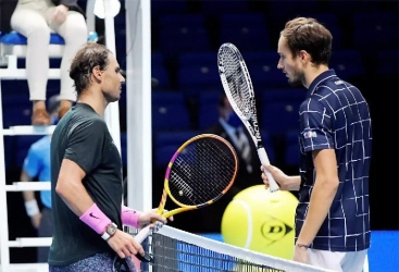 “Australian Open” turnirinin finalında Daniil Medvedev və Rafael Nadal qarşılaşacaqlar