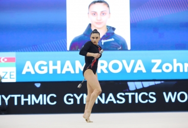 Gimnastımız Zöhrə Ağamirova dünya kuboku yarışlarının finalına yüksəlib