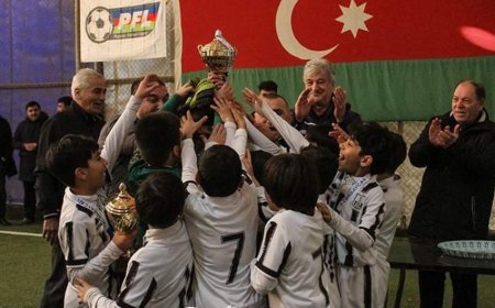 “Neftçi” Dünya Azərbaycanlılarının Həmrəyliyi Gününə həsr edilmiş turnirin qalibi olub