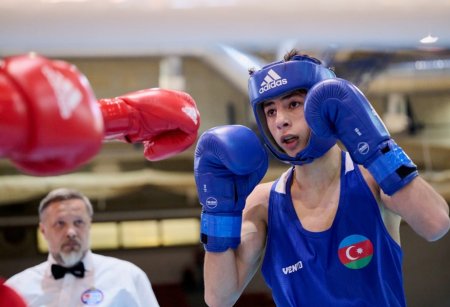 Gənclər arasında Avropa birinciliyi: Azərbaycanın iki boksçusu yarımfinala yüksəlib