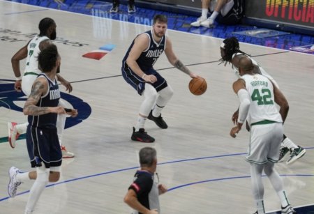 NBA: “Dallas Maveriks” final seriyasını uzadıb