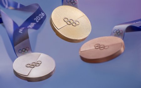 BOK 2026-cı il Qış Olimpiya Oyunlarının medallarını təqdim edib BOK 2026-cı il Qış Olimpiya Oyunlarının medallarını təqdim edib