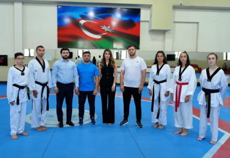 Deflimpiya üzrə Azərbaycan millisinin məşqçi heyəti idmançılara təqdim olunub Deflimpiya üzrə Azərbaycan millisinin məşqçi heyəti idmançılara təqdim olunub
