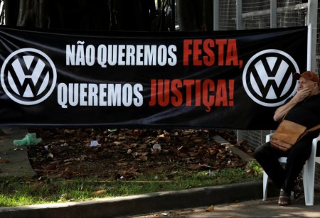“Volkswagen” Braziliyada ağır əmək şəraitinə görə milyonlarla avro məbləğində cərimələnib “Volkswagen” Braziliyada ağır əmək şəraitinə görə milyonlarla avro məbləğində cərimələnib